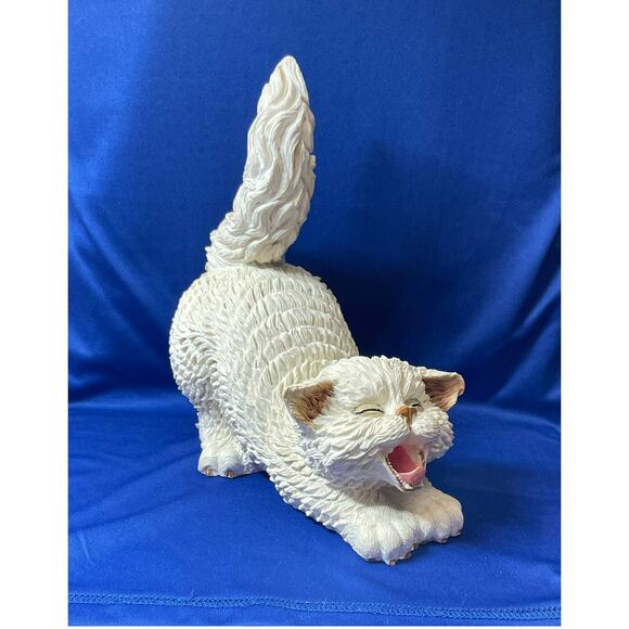 Funny Large Stretching Yawning White Cat Figurine - Picture 1 of 9